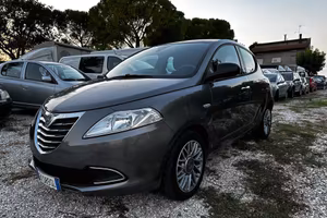 Lancia Ypsilon 1.3 MJT 16V 95 CV 5 porte S&S Silve