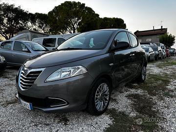 Lancia Ypsilon 1.3 MJT 16V 95 CV 5 porte S&S Silve