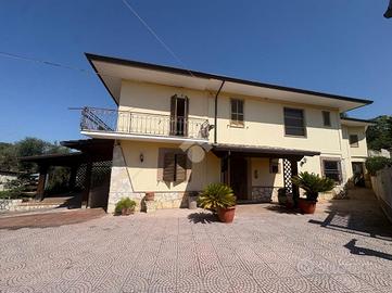 CASA INDIPENDENTE A MONTE SAN GIOVANNI CAMPANO