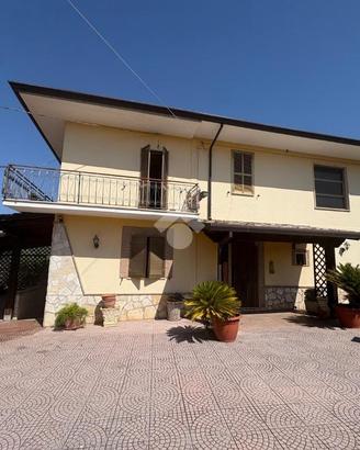 CASA INDIPENDENTE A MONTE SAN GIOVANNI CAMPANO