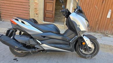 Yamaha xmax 400 abs