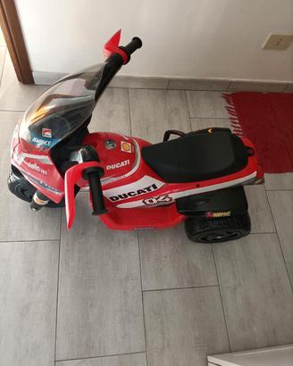 MOTO Peg Perego Ducati