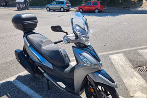 Kymco Agility 300i ABS Noode