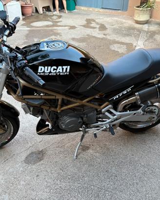 Ducati monster