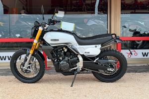 Fantic Caballero 700 Deluxe bianco