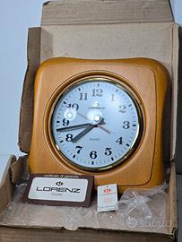 orologio vintage Lorenz in legno a massello 