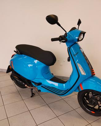 Piaggio Vespa 150 Sprint Sconto + Bauletto OMAGGIO