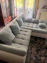 Divano/letto tenuto quasi nuovo