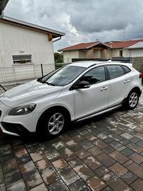 VOLVO V40 D3 CROSS COUNTRY AUTOMATICA