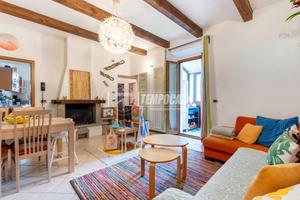 Trilocale ristrutturato con balcone a Casola Valse