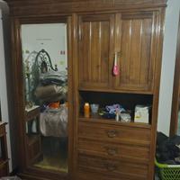 Armadio e comodino primi 900