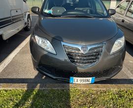Lancia Y neopatentati