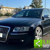 AUDI S8 5.2 V10 quattro tiptronic