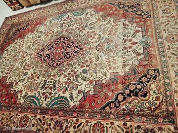 tappeto persiano fatto a mano in buone condizioni 