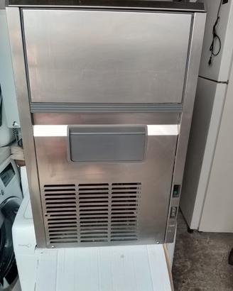 Produttore ghiaccio professionale 