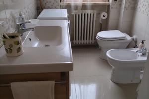 Stanza singola per studentessa, vicino università