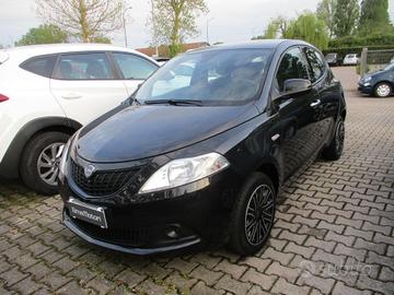 Lancia Ypsilon 1.0 Hybrid Silver Plus - Ok Neopat.