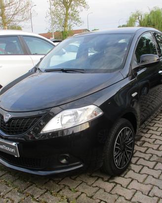 Lancia Ypsilon 1.0 Hybrid Silver Plus - Ok Neopat.