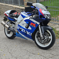 Suzuki gsxr srad 600