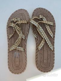 Ciabattine eleganti in oro