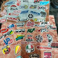 lotto di 49 adesivi stickers moto auto casco 