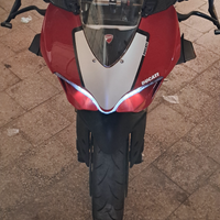 Ducati panigale 1199 v2