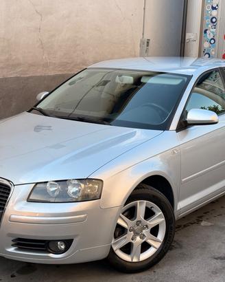 Audi A3 SPB 1.6 16V FSI Ambition