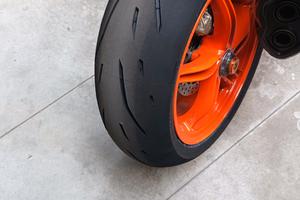 KTM 1290 R1