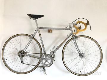 Pogliaghi corsa 1968 conservato