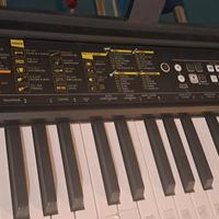 PIANOLA YAMAHA 