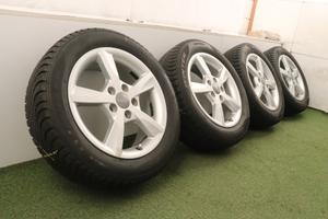 Cerchi in lega Audi A1 16 ORIGINALI 195 55 16