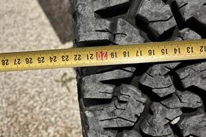 Gomme con cerchi per Nissan Patrol