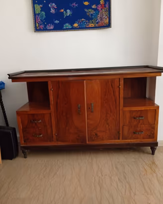credenza in noce