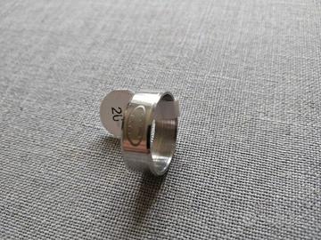 Anello argentato con logo Batman - Misura 20