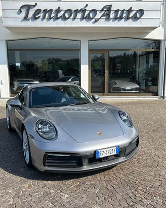 PORSCHE 911 Carrera 4S