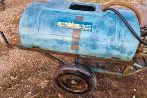 Botte da 800 litri per trasporto acqua o trattamen