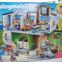 PLAYMOBIL CITY LIFE LA GRANDE SCUOLA