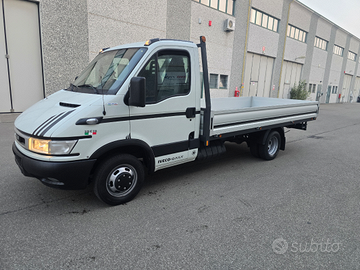 Iveco 35c15.cc2.8td. cassone fisso nuovo 4.40m