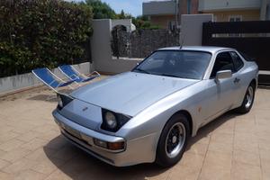 Porsche 944 - 1982