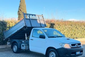 Toyota hilux ribaltabile 3 lati