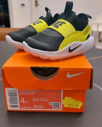 Scarpe da ginnastica n.19,5