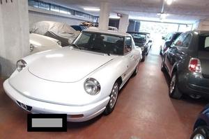 Alfa Romeo Spider 2.0i