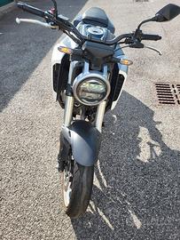 Honda cb125 r 2019
