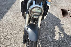 Honda cb125 r 2019