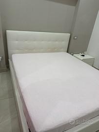 Letto con materasso e rete