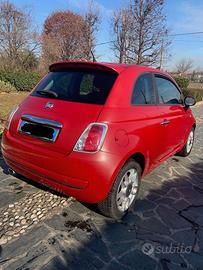 Fiat 500 rossa