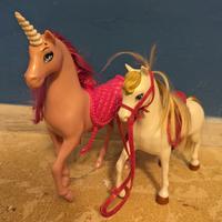 Unicorno e cavallo delle Barbie
