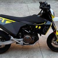 Husqvarna 701 Supermoto - 2023