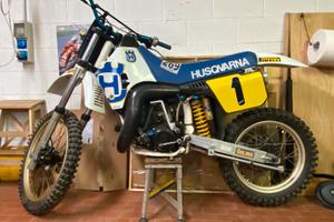 HUSQVARNA 250 cross