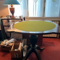 Tavolo vintage in legno da gioco carte